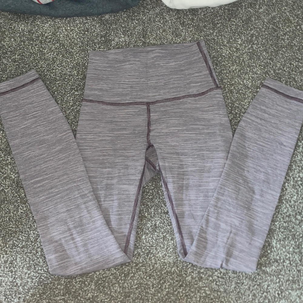 Lululemon leggings - Wunder Under